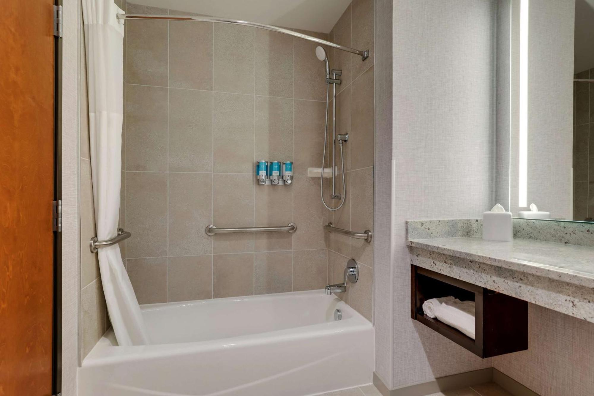 Drury Plaza Hotel Cincinnati Florence Dış mekan fotoğraf